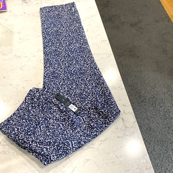 Nic & Zoe Pants 🎉 - Picture 2 of 13